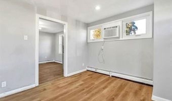 2806 ANZAC Ave, Abington, PA 19001