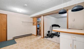 2211 Springdale NE, Alexandria, MN 56308