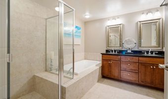 34 Hauwahine Ln G 102, Kihei, HI 96753