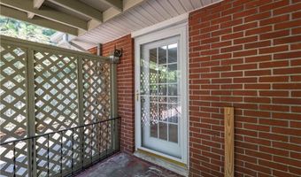 4559 Collins Ave, Acworth, GA 30101