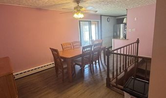 41 Mansion St, Bellingham, MA 02019