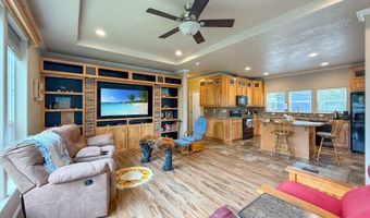 631 HASSETT St, Brookings, OR 97415