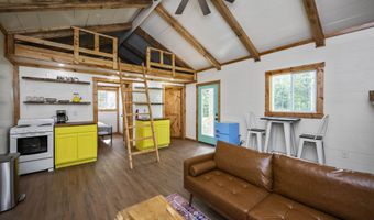 22 Still Hand Ln, Beattyville, KY 41311