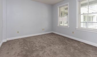 40 College St 204C, Burlington, VT 05401