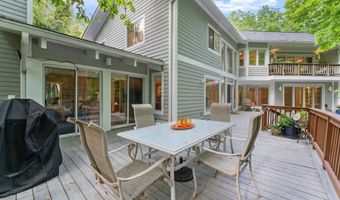 6829 LITTLE RIVER Tpke, Annandale, VA 22003