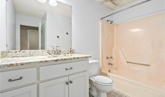 601 N GAY St D201, Auburn, AL 36830