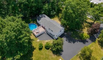 836 Old Post Rd, Arundel, ME 04046
