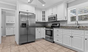 2202 Trowbridge Rd, Albany, GA 31721