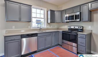 903 N Graham St, Allentown, PA 18109