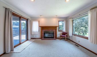 305 E 21st St, Atlantic, IA 50022