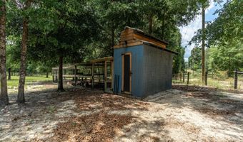 6263 Old River Rd, Baker, FL 32531