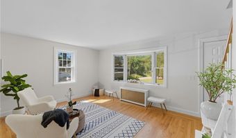 136 Frankfort St, Cranston, RI 02910