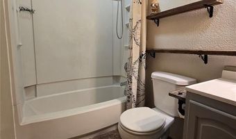 4708 Snow White Ter, Alton, IL 62002