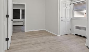 12 W 10TH St, Bayonne, NJ 07002