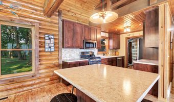 N1575 SILVER CANOE Road, Keshena, WI 54135