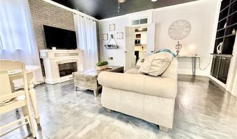 617 State St, Alton, IL 62002