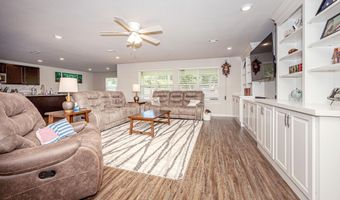 9125 Bellewood Dr, Biloxi, MS 39532