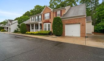 6 Foxmoor Ln, Bayville, NJ 08721