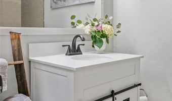 10 Muirfield Dr, Arden, NC 28704