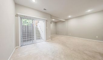 43122 FOREST EDGE Sq, Ashburn, VA 20148