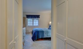 123 Pine Glen Dr, East Greenwich, RI 02818