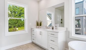 6908 GREYSWOOD Rd, Bethesda, MD 20817