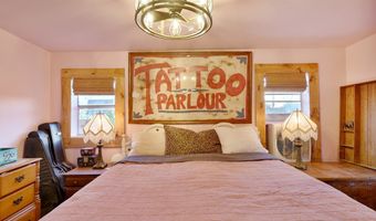 208 S 2nd St, Alpine, TX 79830