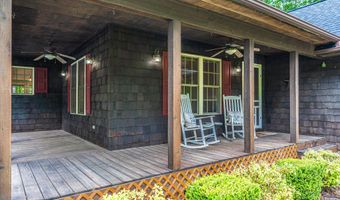 707 Alexander Dr, Aberdeen, NC 28315