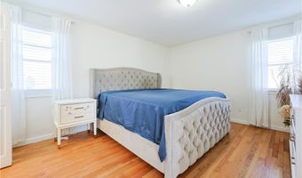 31 Salina Ave, Johnston, RI 02919