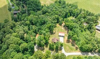 150 Bear Paw Rd, Albany, KY 42602