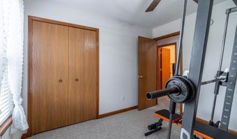 306 Riverview Dr, Albion, IN 46701