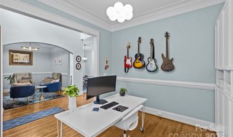 2617 Bay St, Charlotte, NC 28205