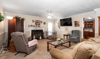 890 KELLY LYNN Dr, Anniston, AL 36207