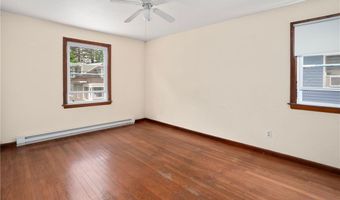370 Montgomery Ave, Cranston, RI 02905