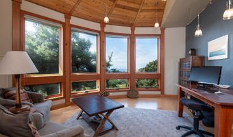 88675 WHITING Ln, Bandon, OR 97411