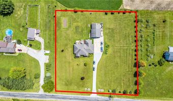 9903 Vermilion Rd, Amherst, OH 44001