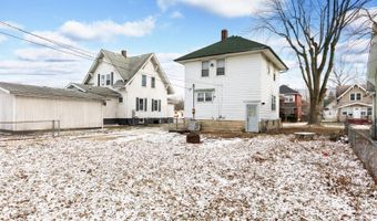 1034 N Charles St, Carlinville, IL 62626