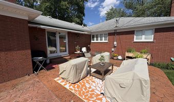 8908 Fox Ave, Allen Park, MI 48101