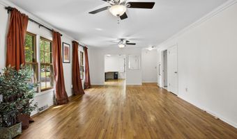 67 Victoria Way, Albany, NY 12209