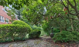 1536 MOUNT EAGLE Pl #959, Alexandria, VA 22302