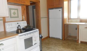 103 W Daniel St, Albany, MO 64402