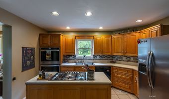 6475 Radford Rd, Athens, OH 45701