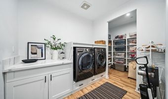 2428 Monroe Pl, Escondido, CA 92027