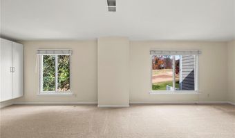 169 Golfview Dr, Advance, NC 27006