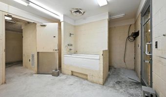 10 Pethaven Ln, Augusta, ME 04330