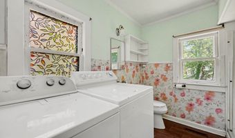 26 Victor St, Danbury, CT 06810