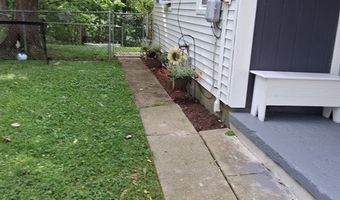 906 Dora Ln, Aurora, OH 44202