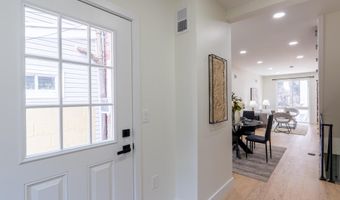 622 MCCLELLAN St, Philadelphia, PA 19148