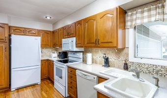 632 20th St, Ames, IA 50010