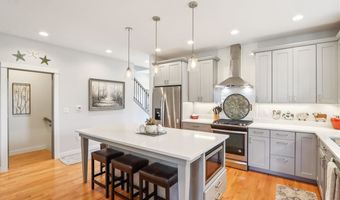 1180 Ivy Ln, North Liberty, IA 52317